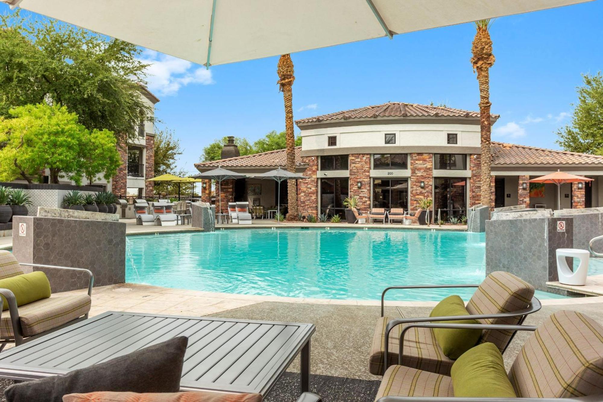 Cozysuites Glendale By The Stadium W Pool! 11 Eksteriør billede